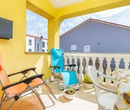 Apartment Jela